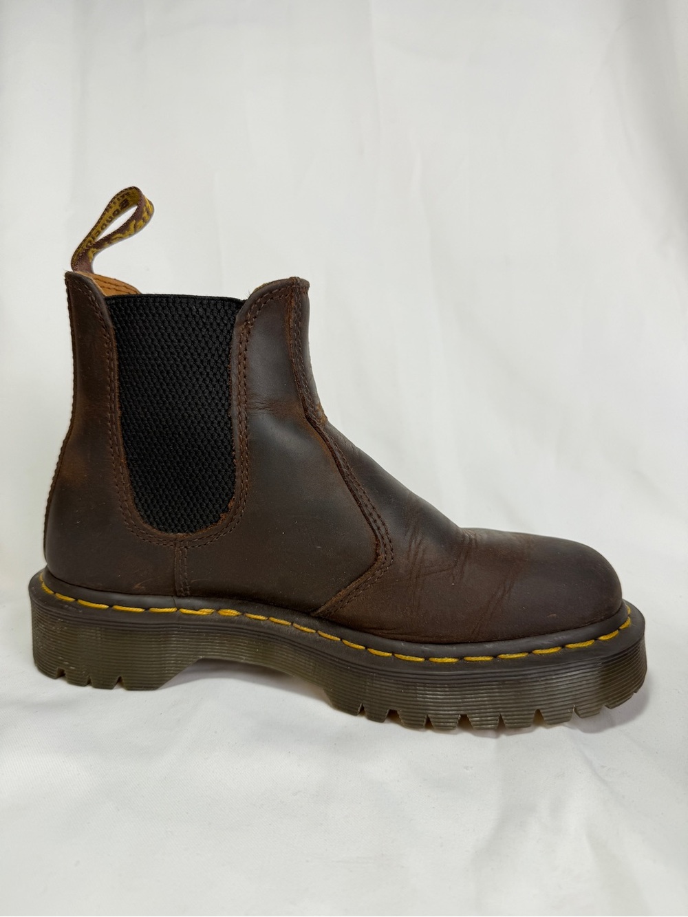 Dr. Martens Chelsea Boot Men 6 Womens 7 27896 Distressd Brown Yellow Stitch - Picture 3 of 10